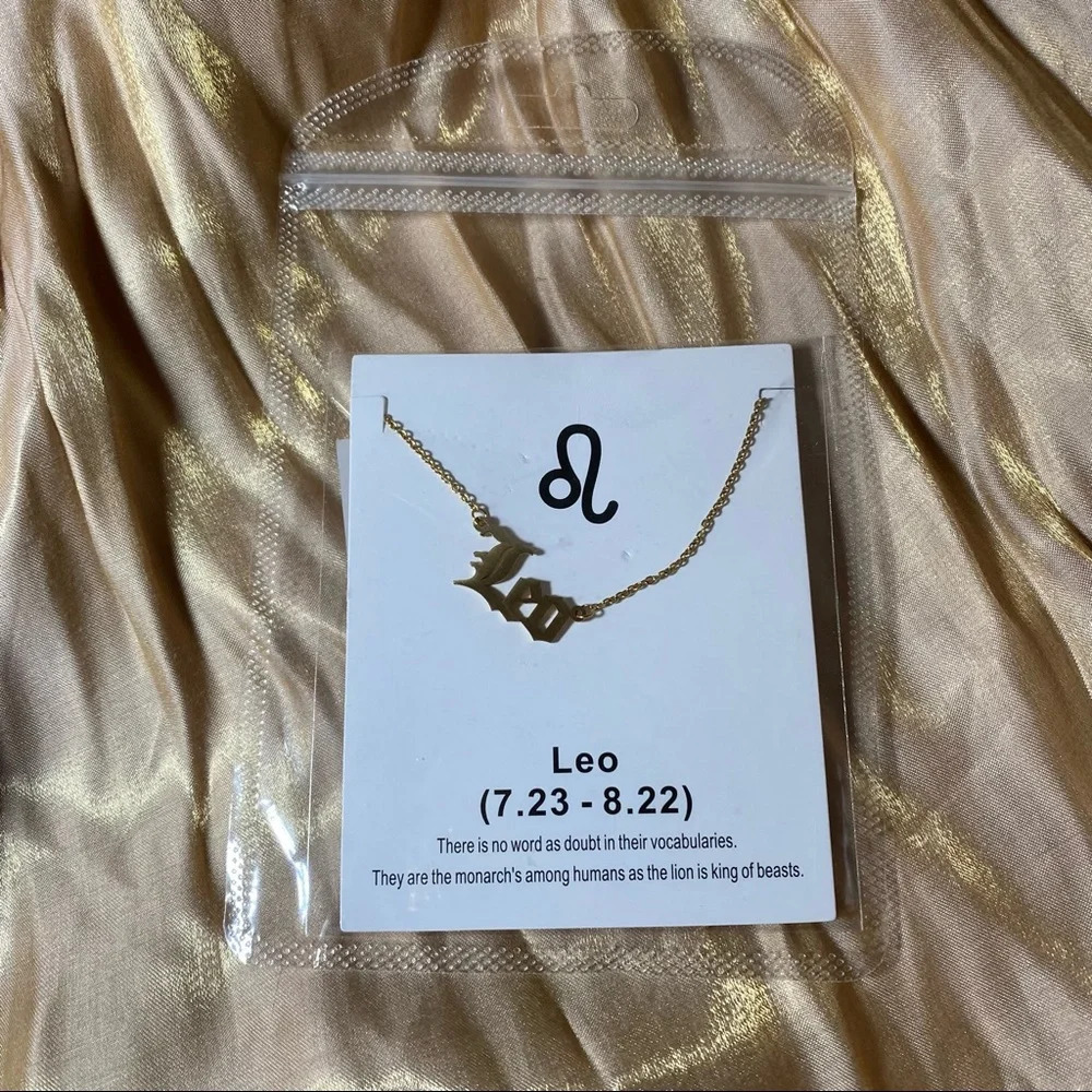 NWT Leo Astrology Horoscope Gold‎ Font Necklace